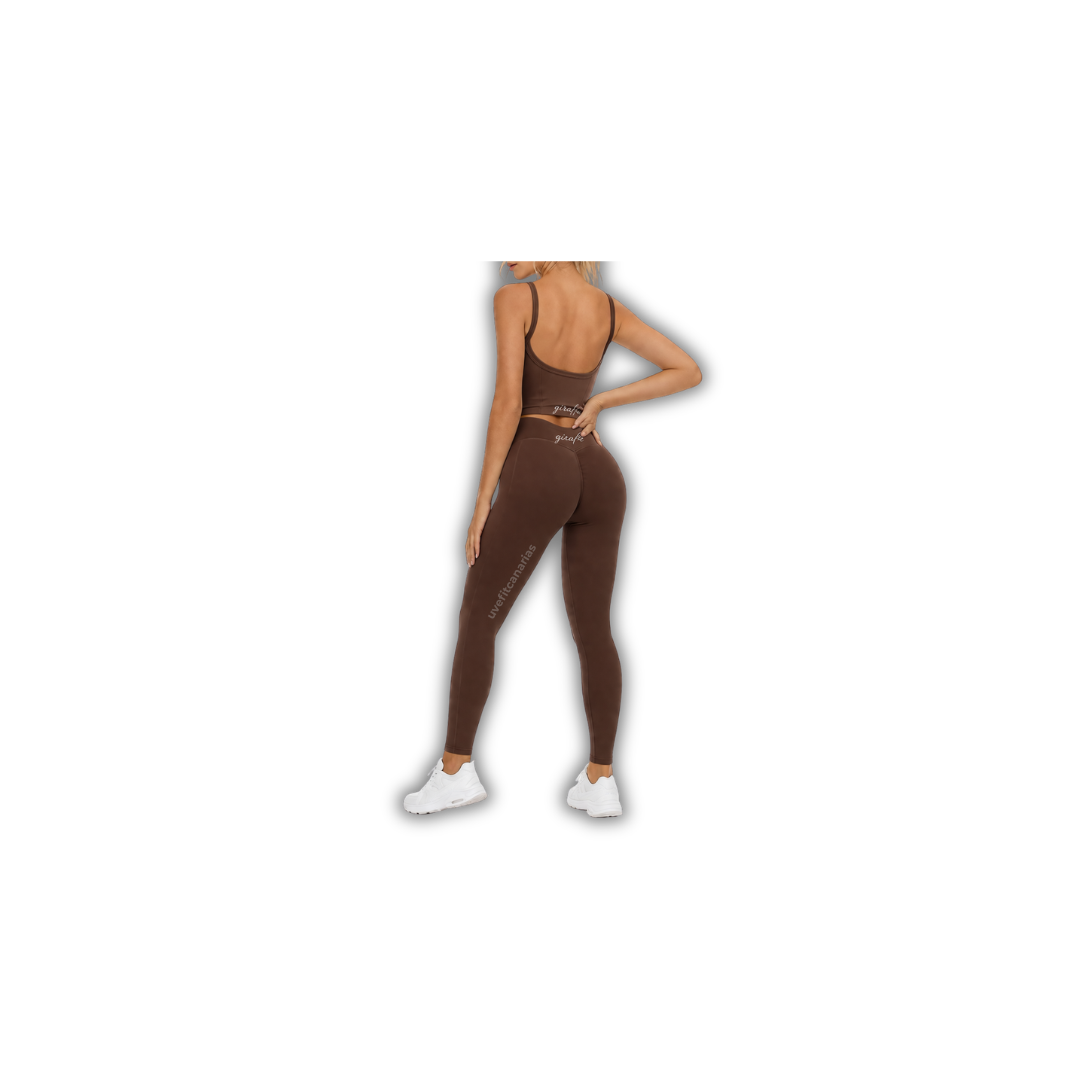 Conjunto Deportivo Aligned, Chocolate - Girafe